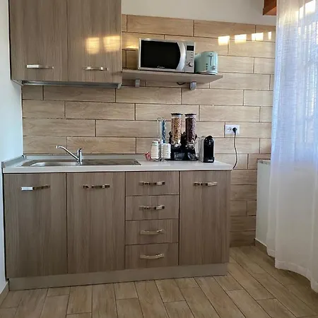 22 Bed and Breakfast